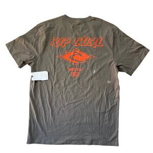 NWT Rip Curl Born at Bells 1969 Men’s Short Sleeve T-Shirt Size Medium Brown